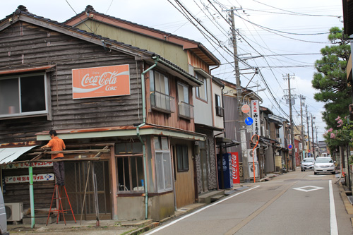放生津の町並み 過日録的寫眞館